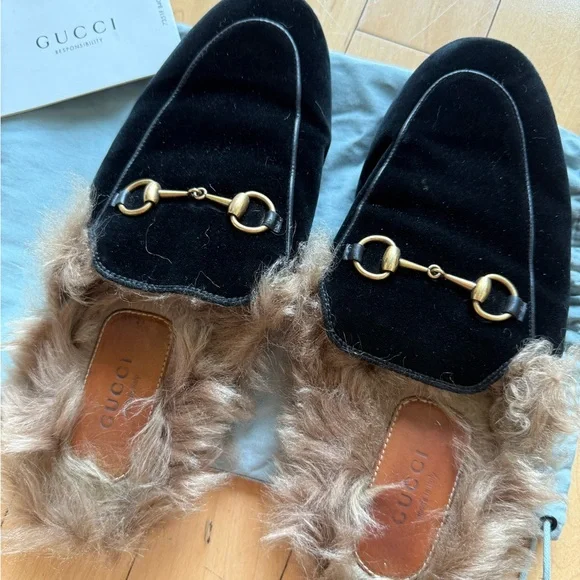Gucci Black and Brown Fur Loafers - Picture 2 of 6